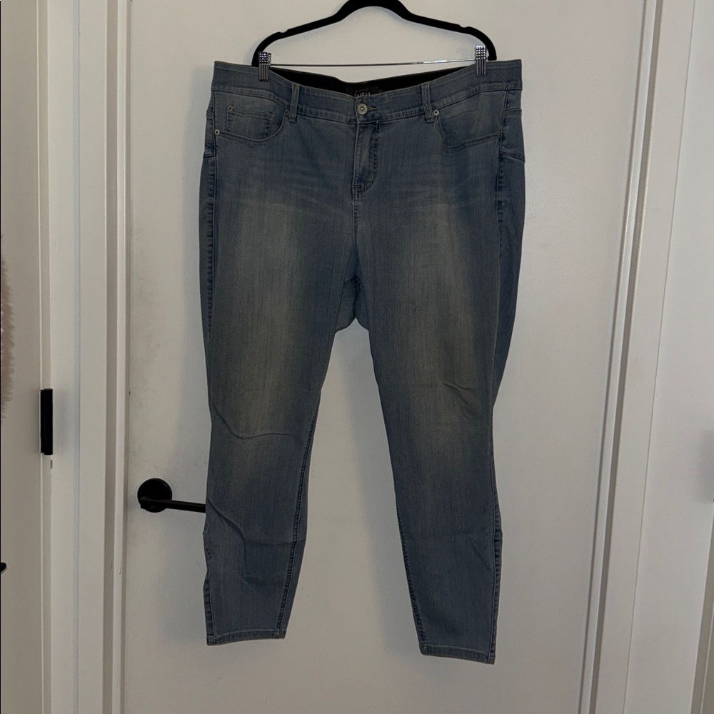 Vintage Torrid Premium Bombshell Skinny Denim Jean